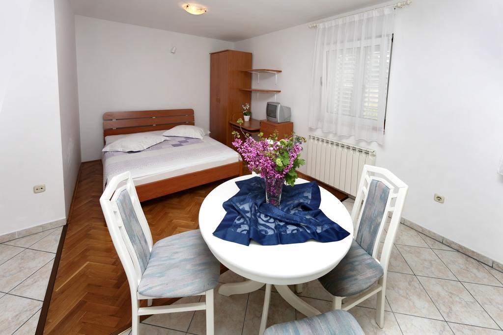 Apartments In Beautiful Split ポドストラナ 部屋 写真